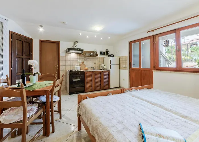 Gorgeous In With Wifi