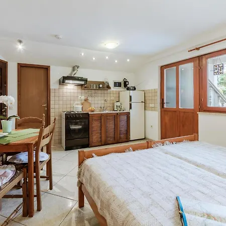 Gorgeous In With Wifi